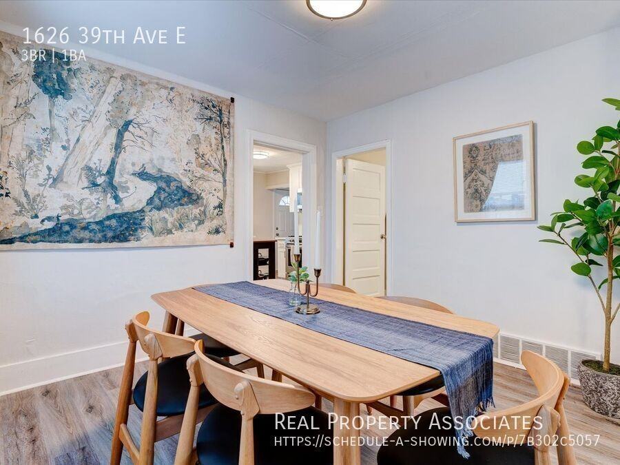 1626 39th Ave E - Photo 4 of 29