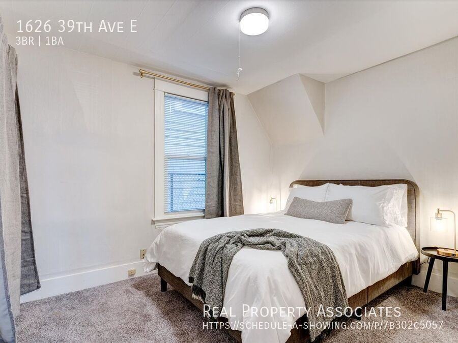 1626 39th Ave E - Photo 6 of 29