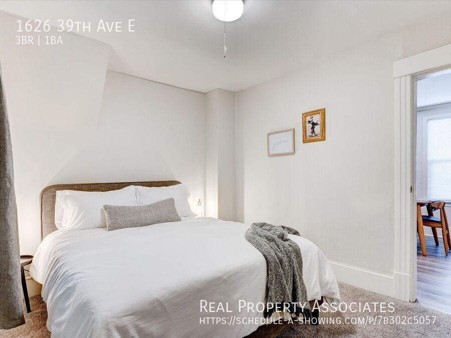 1626 39th Ave E - Photo 7 of 29