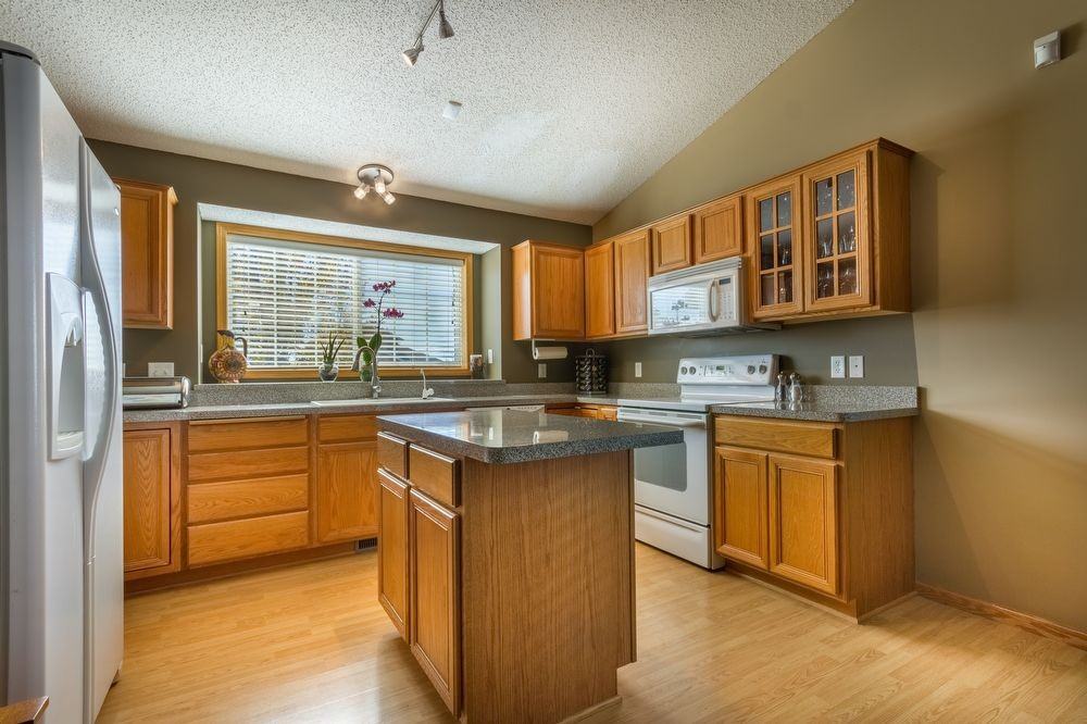 9397 Imbler Trl - Photo 3 of 11