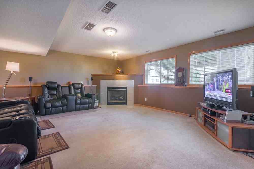 9397 Imbler Trl - Photo 5 of 11