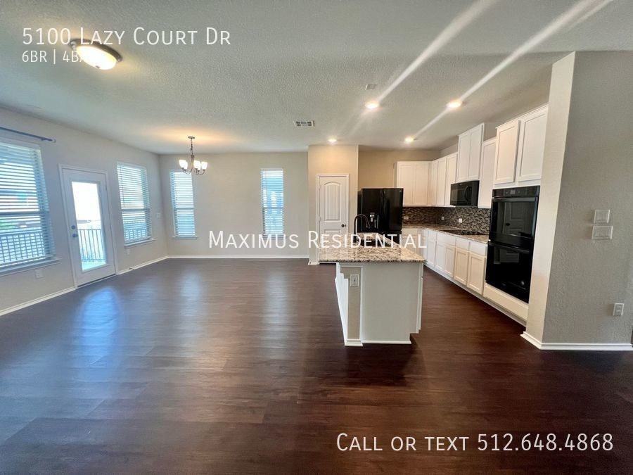 5100 Lazy Court Dr - Photo 3 of 27