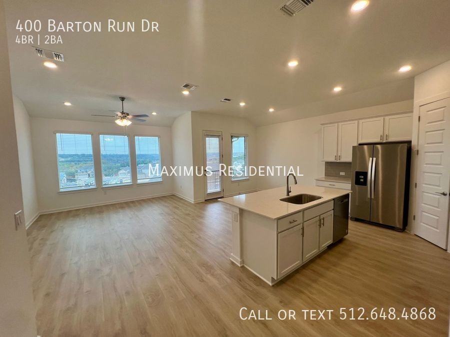 400 Barton Run Dr - Photo 2 of 18
