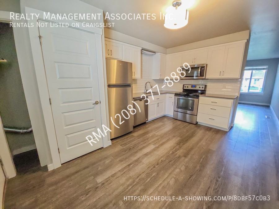 4106 N Tredwell Pl - Photo 6 of 14