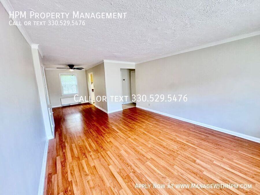 20845 Chagrin Blvd - Photo 6 of 8
