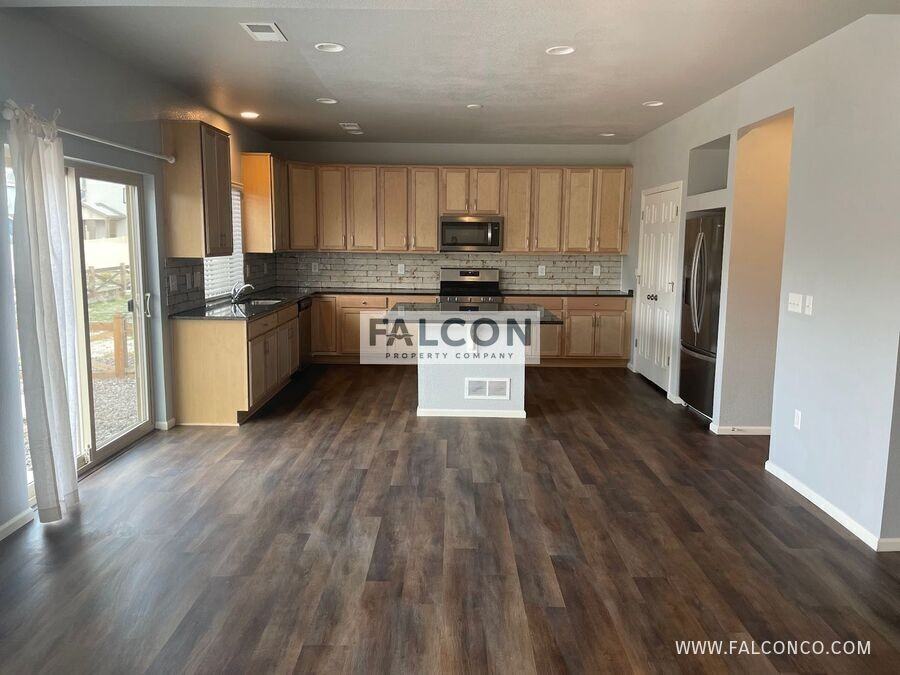 9279 Birr Ct - Photo 4 of 22