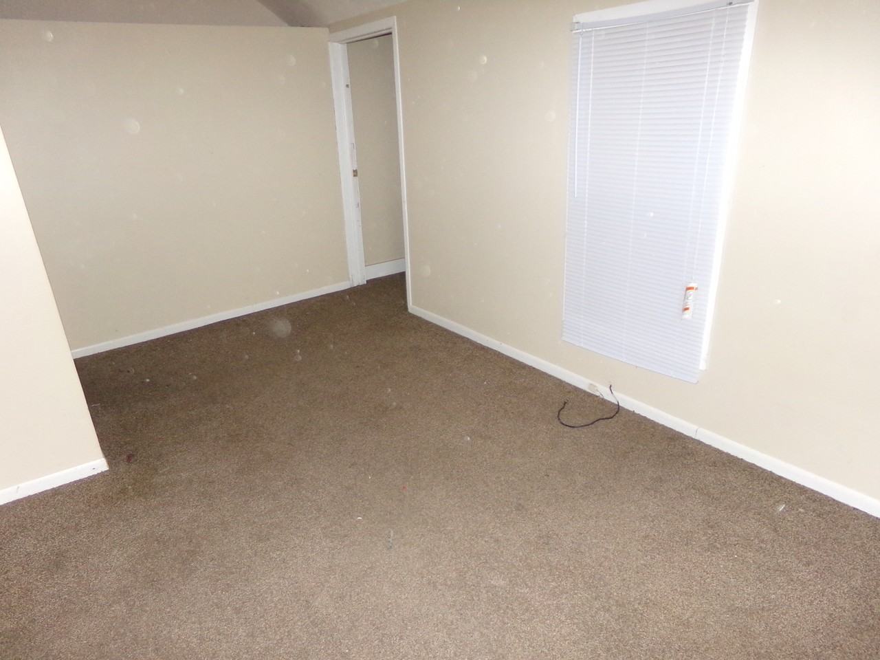 700 W P St #4 - Photo 2 of 4