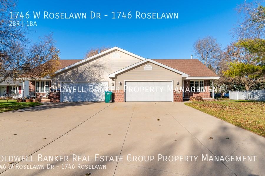 1746 W Roselawn Dr - Photo 2 of 22