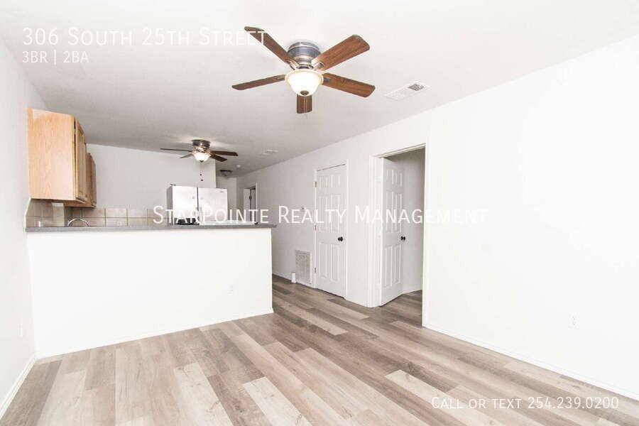 306 S 25th St - Photo 3 of 17