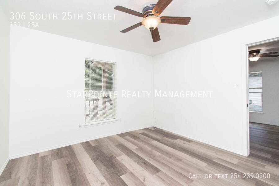 306 S 25th St - Photo 7 of 17