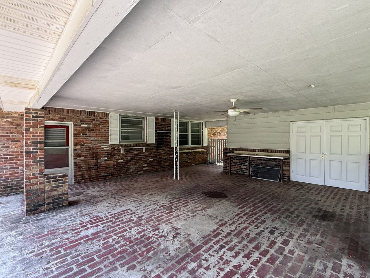 7620 Charlotte Dr Sw #1 - Photo 7 of 23