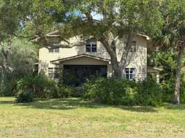 featured image of 803 Rockledge Dr