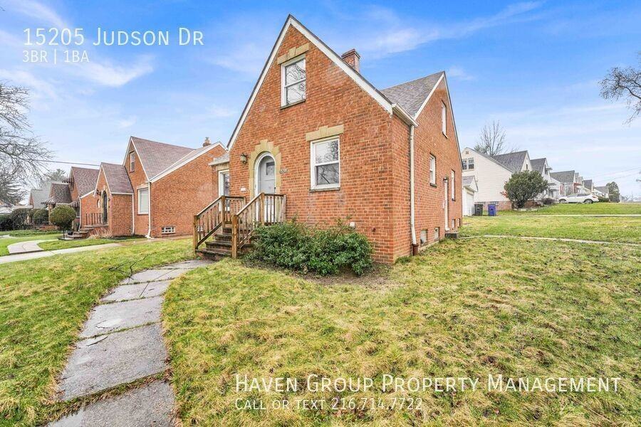 15205 Judson Dr - Photo 2 of 24