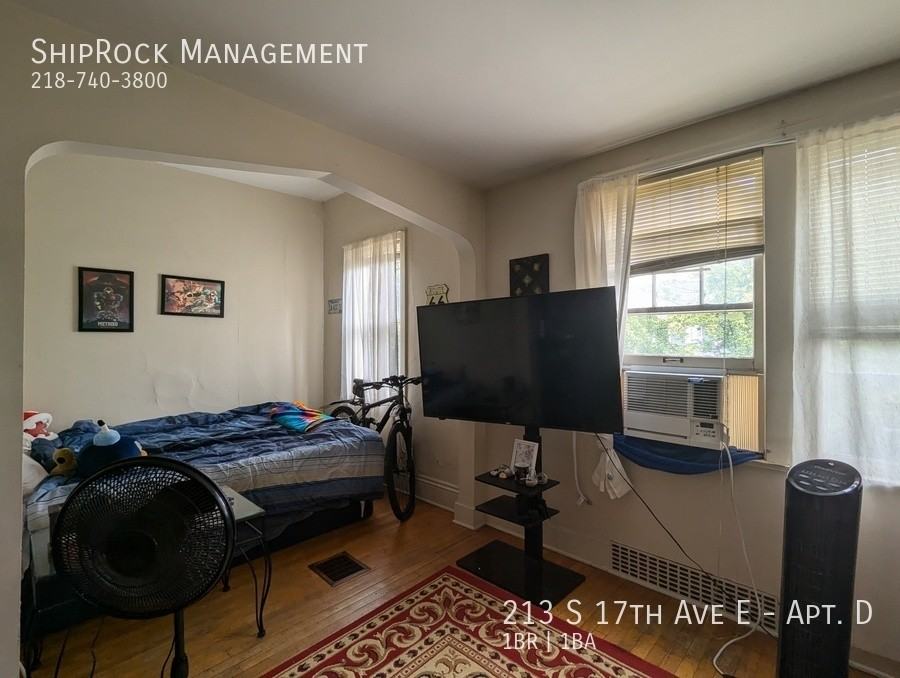 213 S 17th Ave E #D - Photo 5 of 11