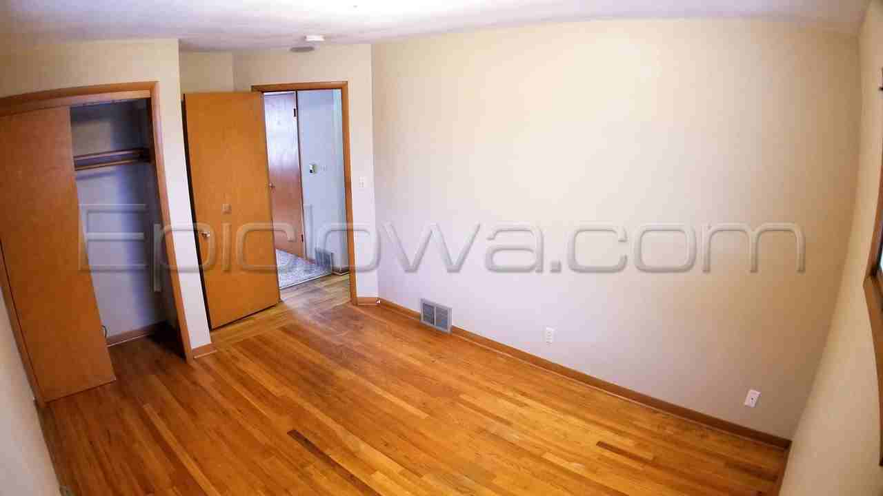 2910 Johnson Ave NW - Photo 6 of 10