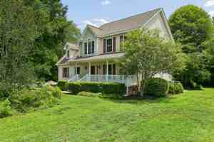 featured image of 7976 Laura Ann Ln #1