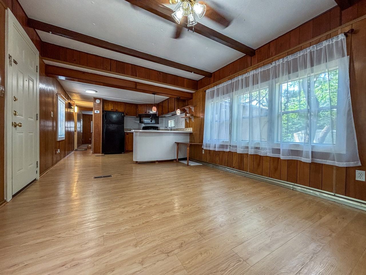 264 Greenwood St #1 - Photo 4 of 25
