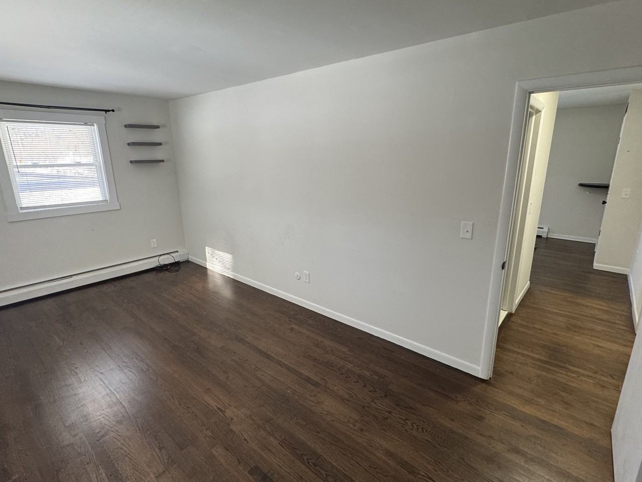98 East Market Street - Photo 5 of 14