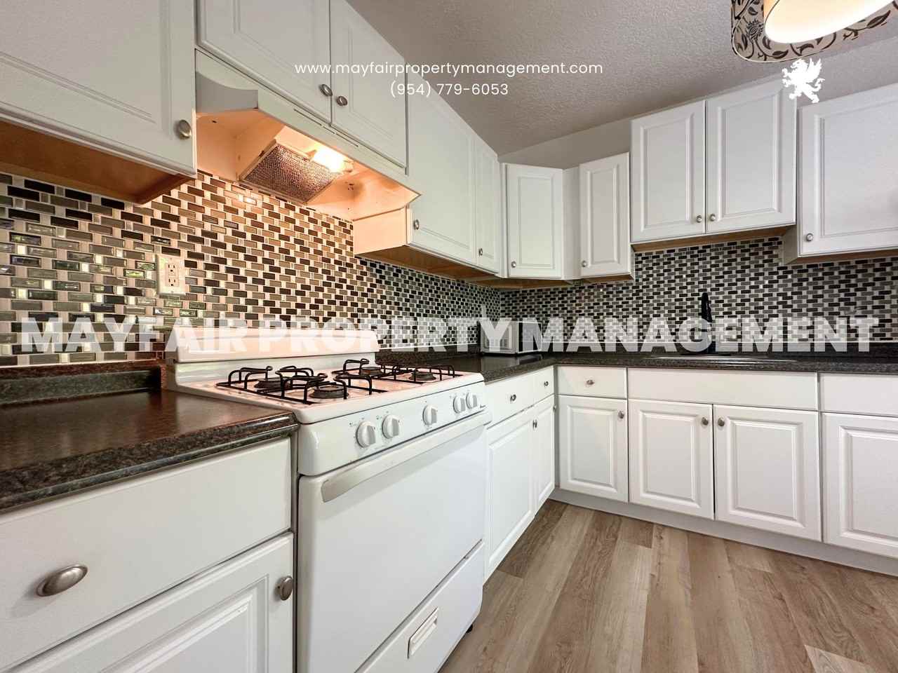 304 2nd Avenue South - Photo 5 of 18
