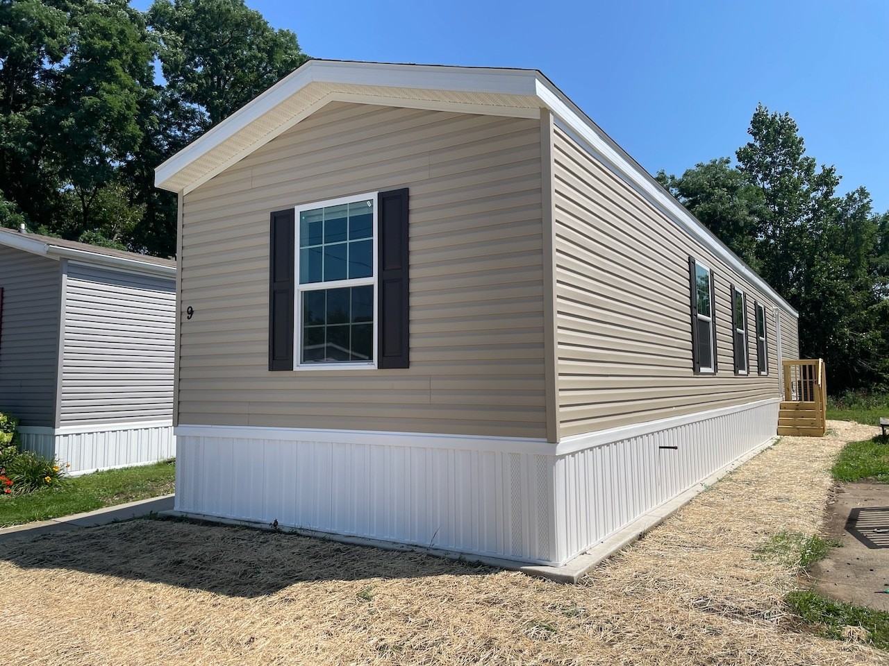 Circle Mobile Home Park - Photo 2 of 12
