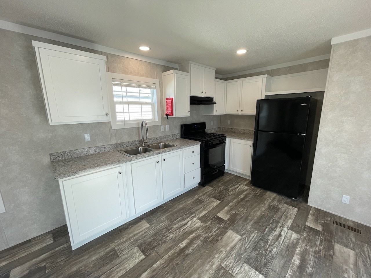 Circle Mobile Home Park - Photo 4 of 12