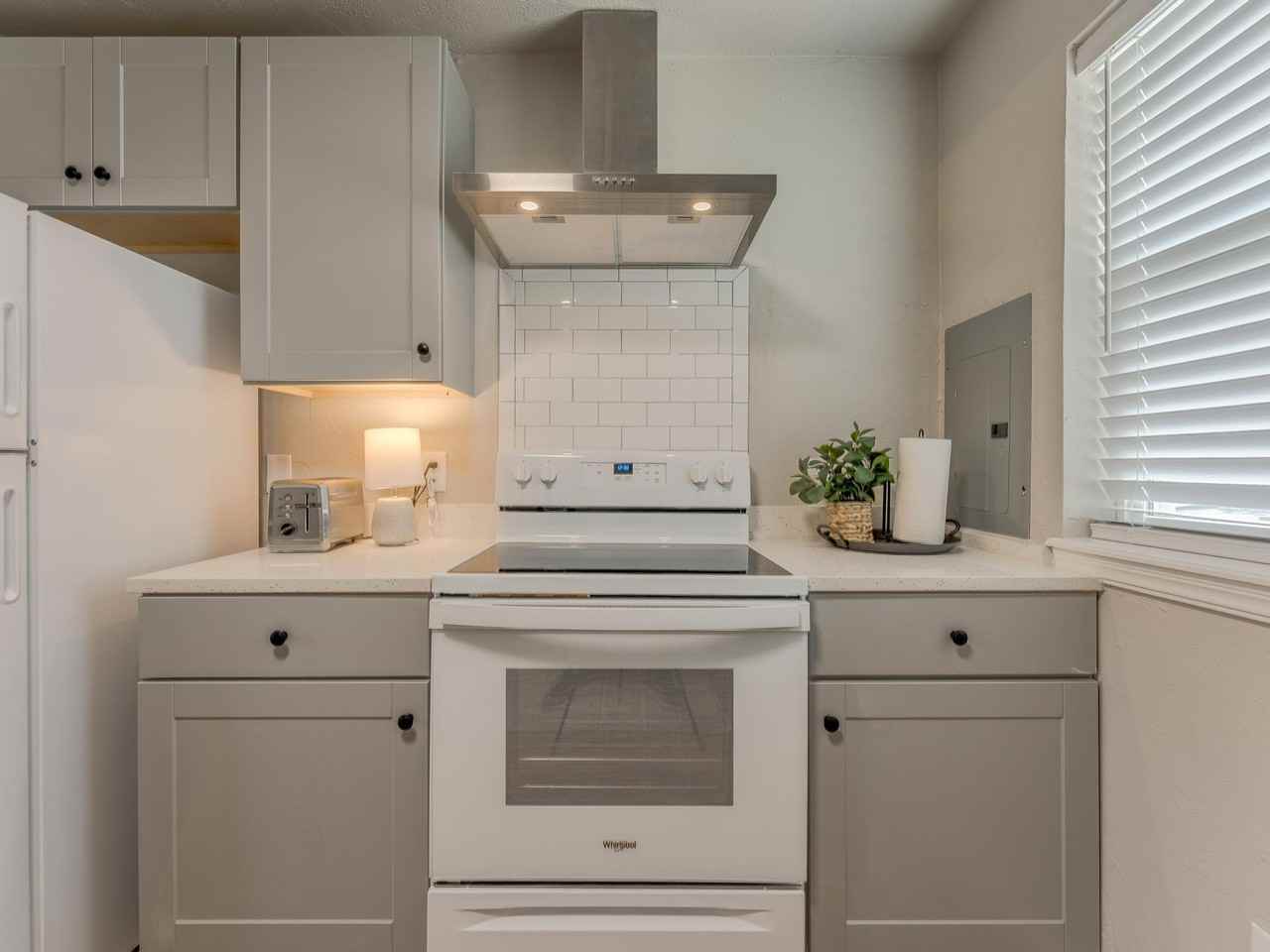 1005 East Main Street - Photo 5 of 15