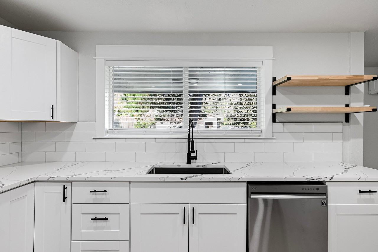 60 West 34th Avenue - Photo 4 of 10