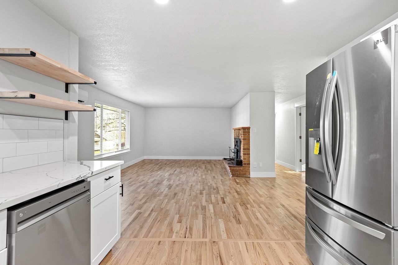 60 West 34th Avenue - Photo 5 of 10