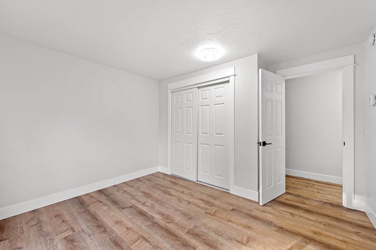 60 West 34th Avenue - Photo 6 of 10