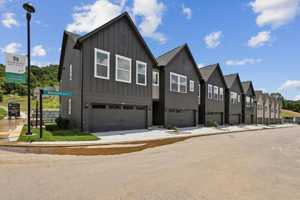 featured image of 1200 Bluestar Bnd