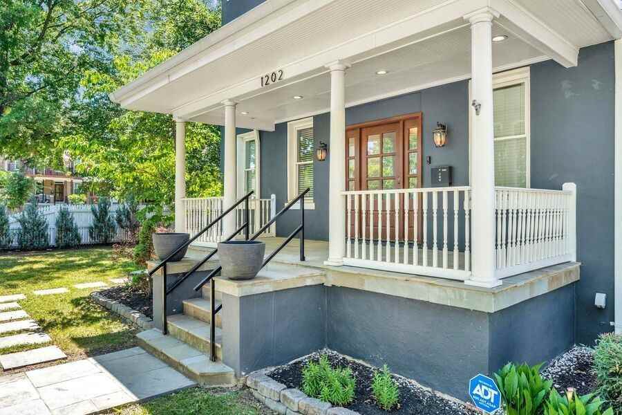 1202 Decatur St Nw - Photo 4 of 50