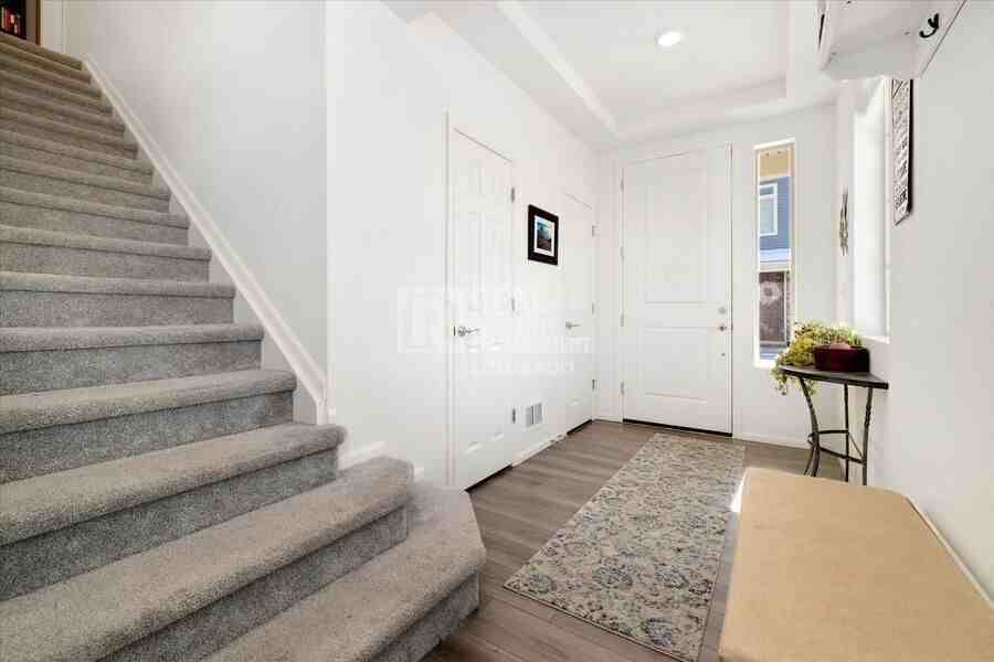 3517 Barkwood Dr - Photo 3 of 32