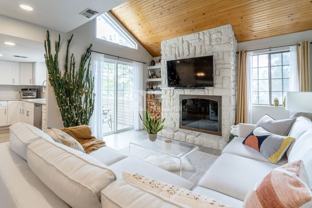12406 E Pacific Cir #D - Photo 1 of 1