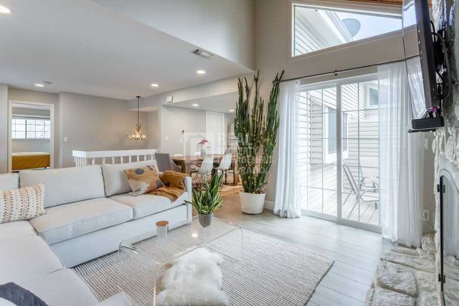 12406 E Pacific Cir #D - Photo 2 of 31