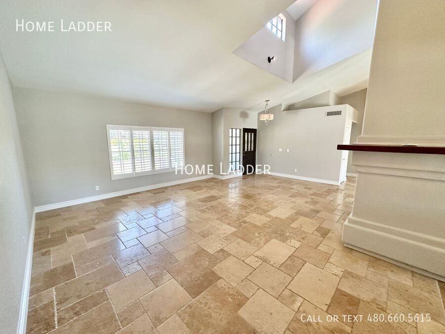 10570 E San Salvador Dr - Photo 3 of 26