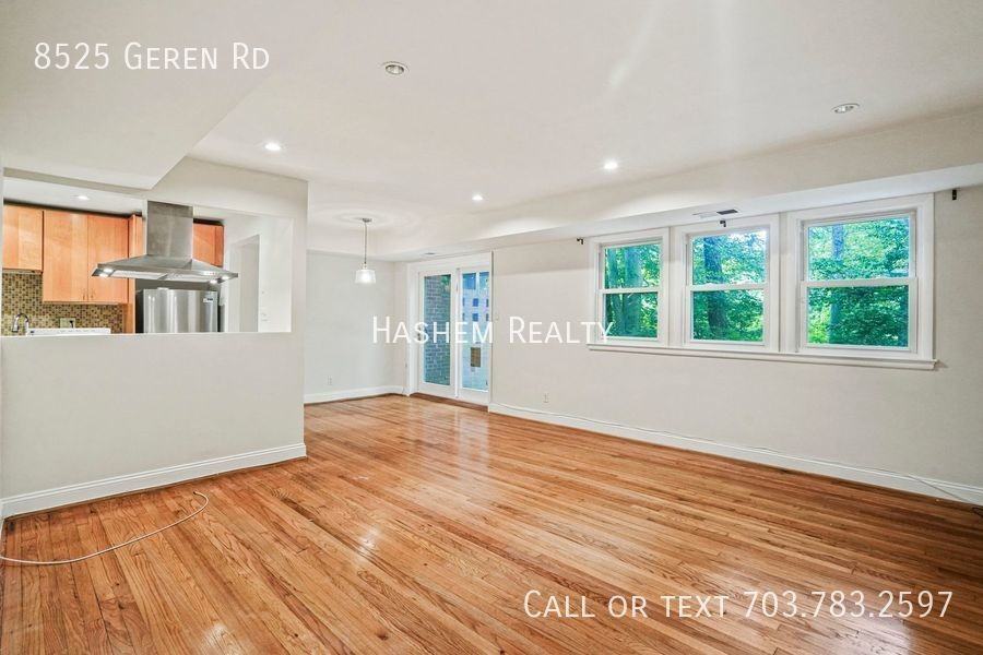 8525 Geren Rd - Photo 6 of 30