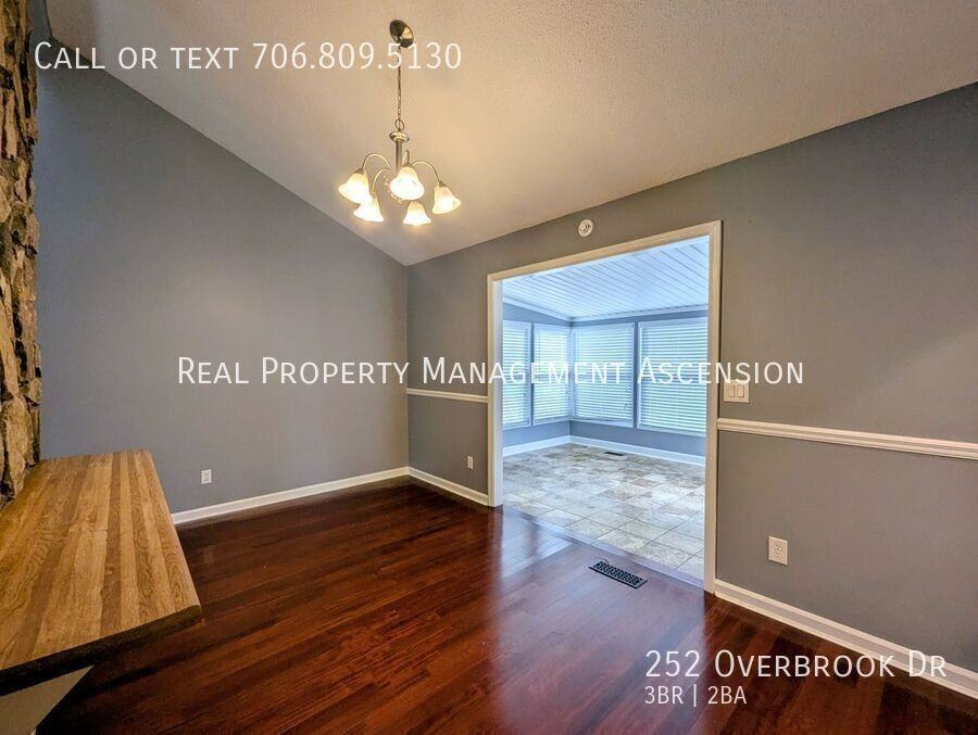 252 Overbrook Dr - Photo 5 of 29