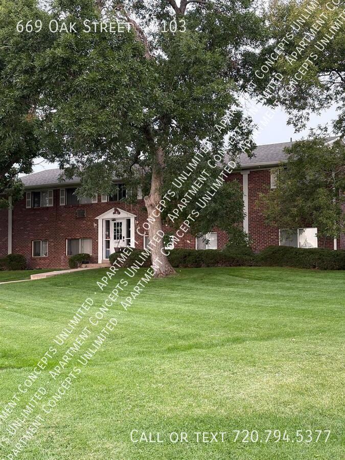 669 Oak St #103 - Photo 2 of 21