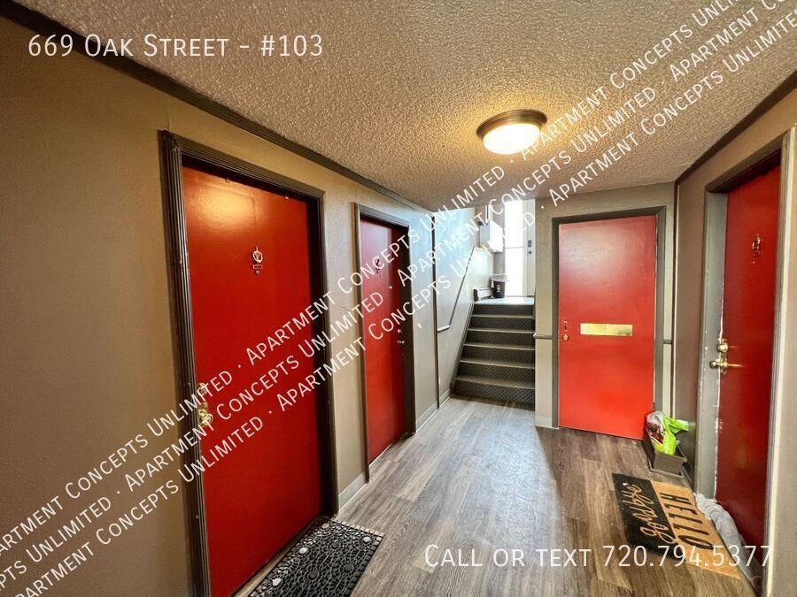 669 Oak St #103 - Photo 5 of 21