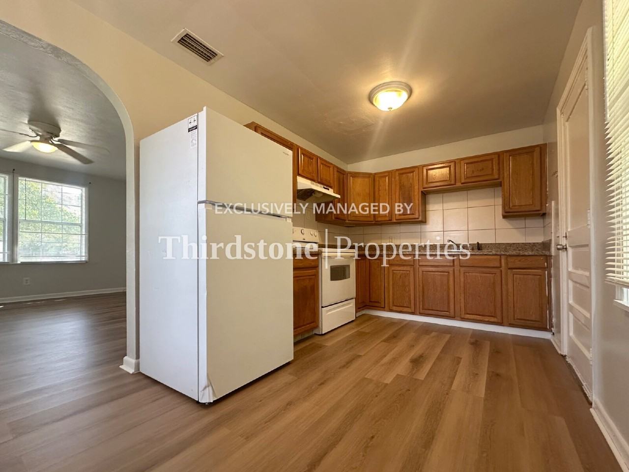 5638 Vernon Rd - Photo 3 of 22