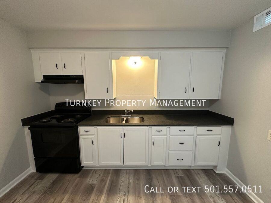 12 Wellford Dr - Photo 2 of 10
