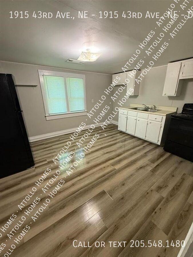 1915 43rd Ave., NE - 1915 43rd Ave., NE #D - Photo 5 of 8