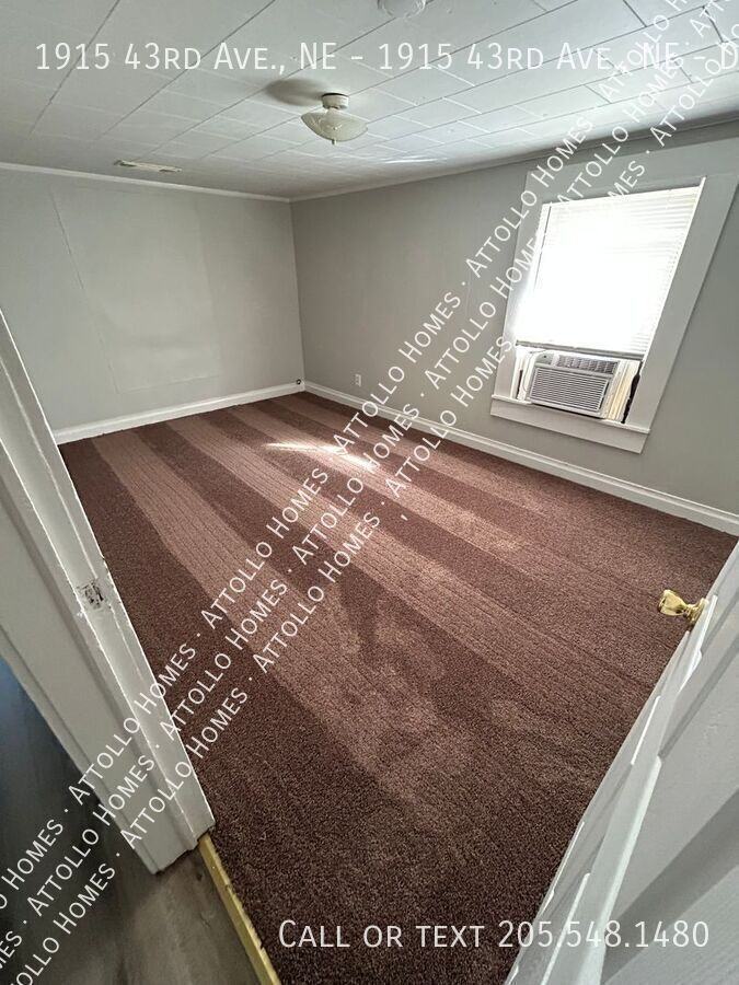 1915 43rd Ave., NE - 1915 43rd Ave., NE #D - Photo 6 of 8