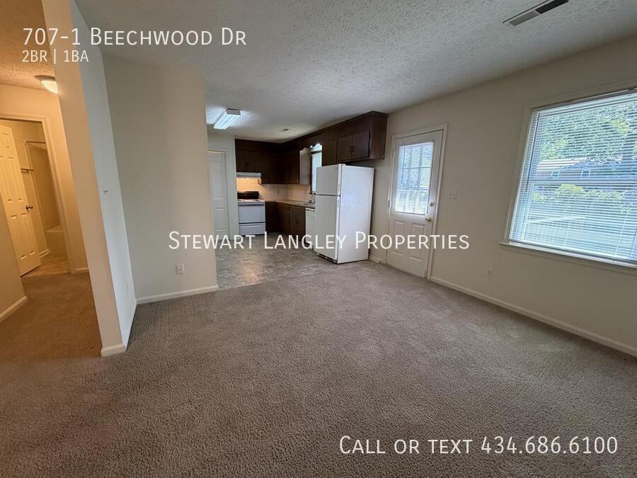 707 Beechwood Dr Apt 1 - Photo 2 of 20