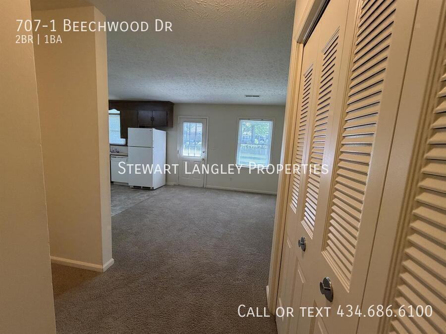 707 Beechwood Dr Apt 1 - Photo 3 of 20