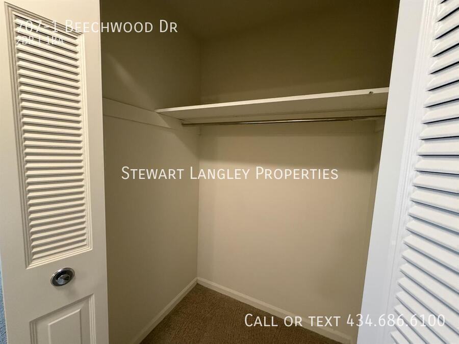 707 Beechwood Dr Apt 1 - Photo 4 of 20