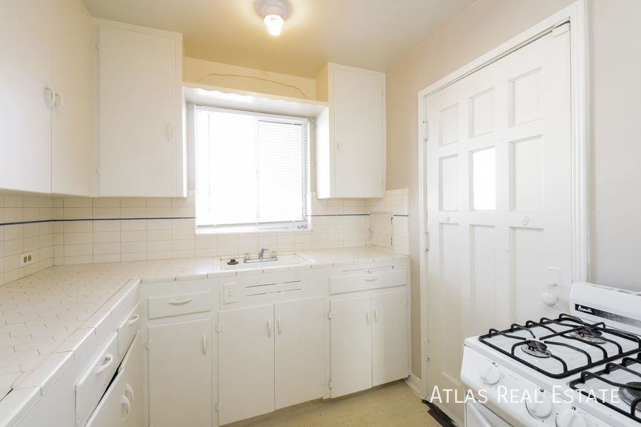 7131 E 60th Way - Photo 6 of 18