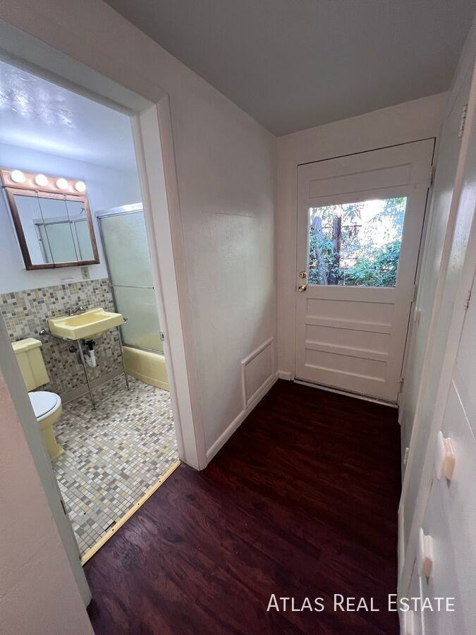 831 E San Miguel St - Photo 6 of 11