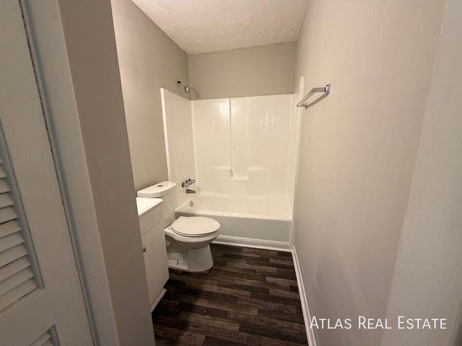 156 Elkview Ct - Photo 4 of 15