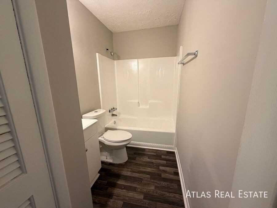 172 Elkview Dr - Photo 3 of 15